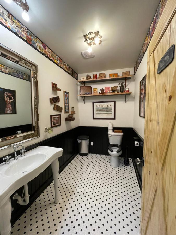 Beard And Lady Inn Chester Ngoại thất bức ảnh