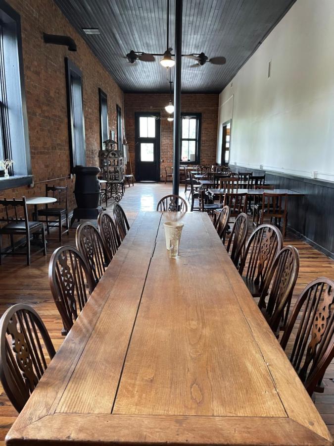 Beard And Lady Inn Chester Ngoại thất bức ảnh