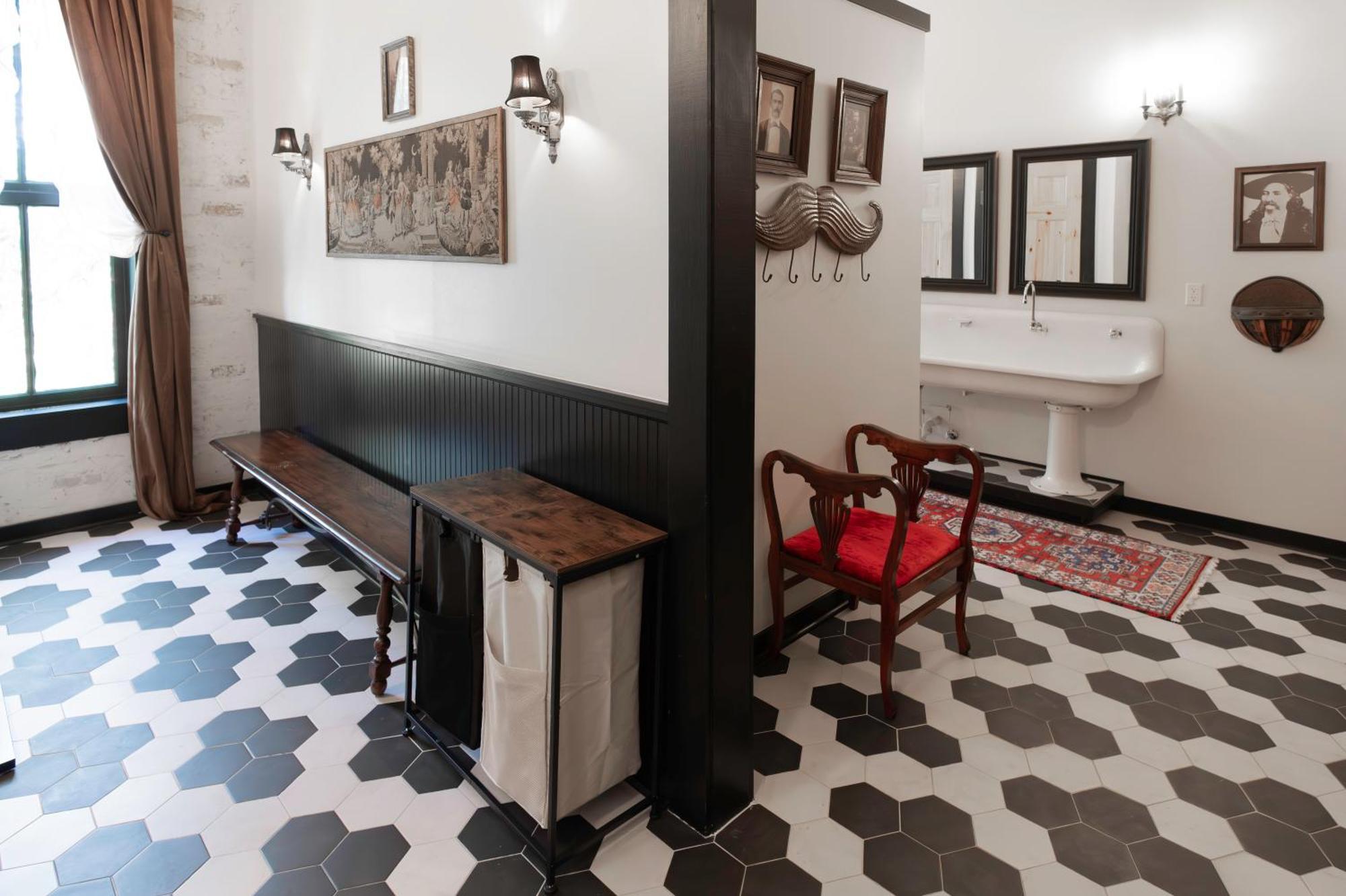 Beard And Lady Inn Chester Ngoại thất bức ảnh